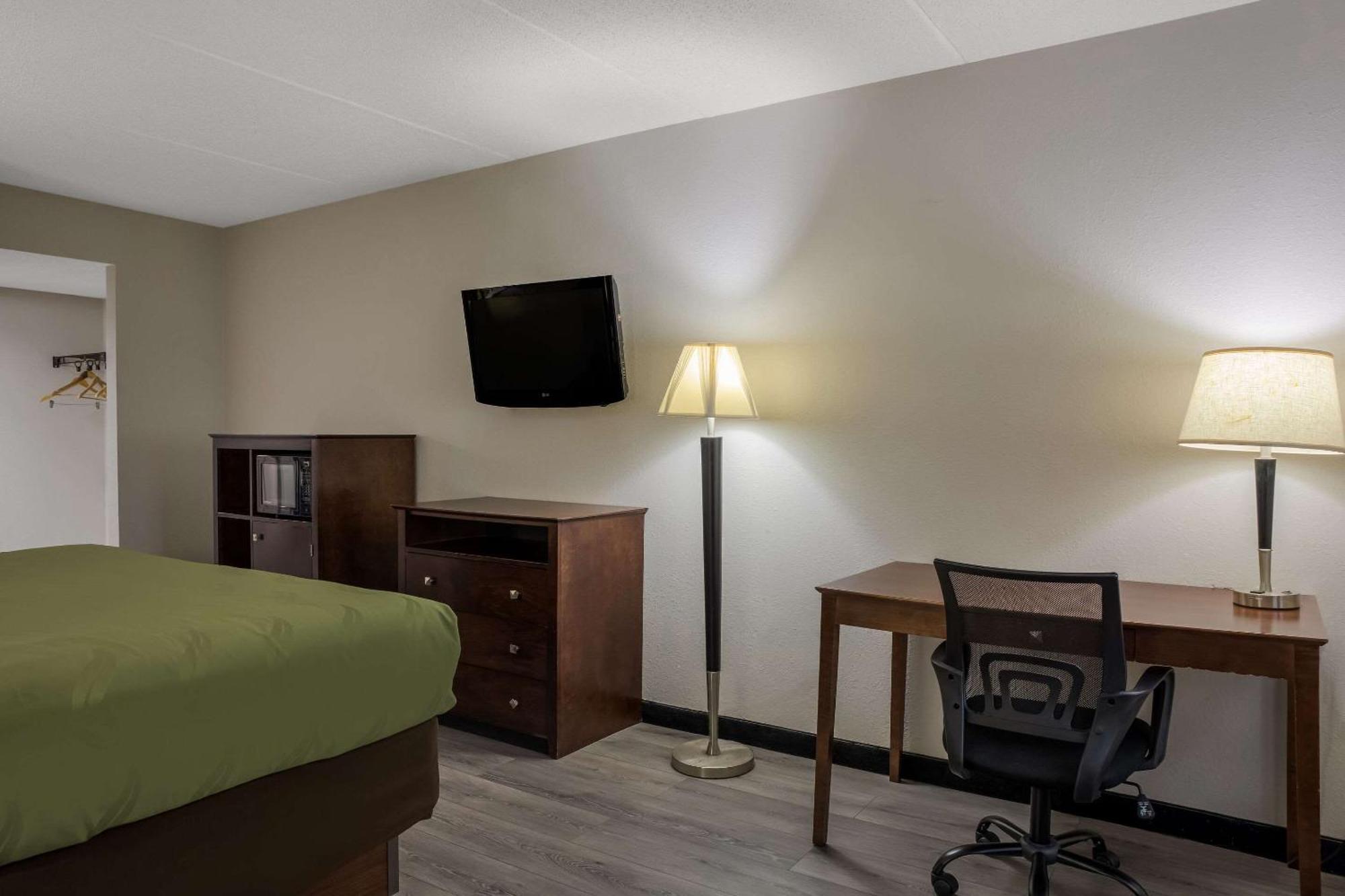 Quality Inn Toledo Exteriör bild